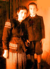 я с мамой иду в школу в первый класс, 1947 год  -ХТЗ. ХАРЬКОВ